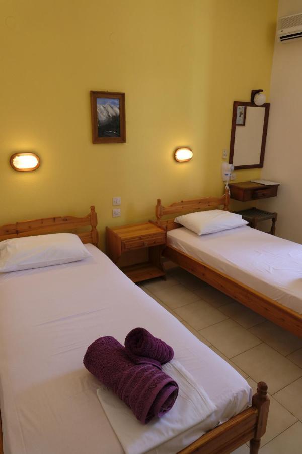 Taxiarchis Apartments Skiathos Town Phòng bức ảnh