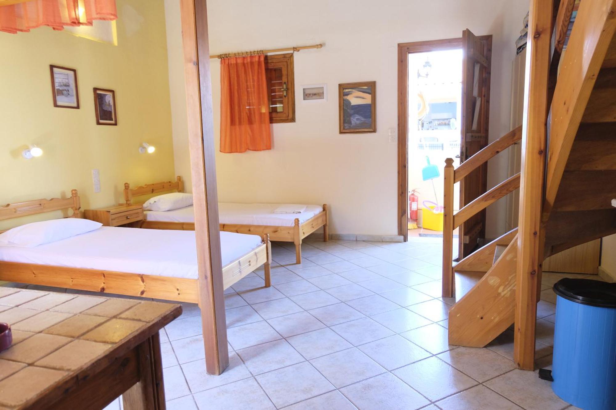 Taxiarchis Apartments Skiathos Town Phòng bức ảnh