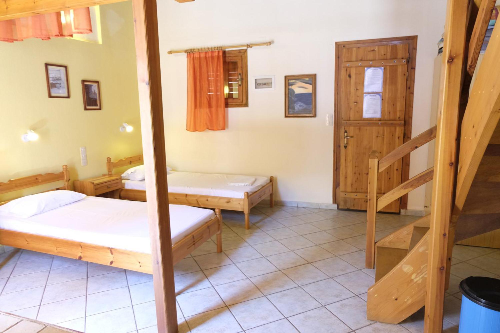 Taxiarchis Apartments Skiathos Town Phòng bức ảnh