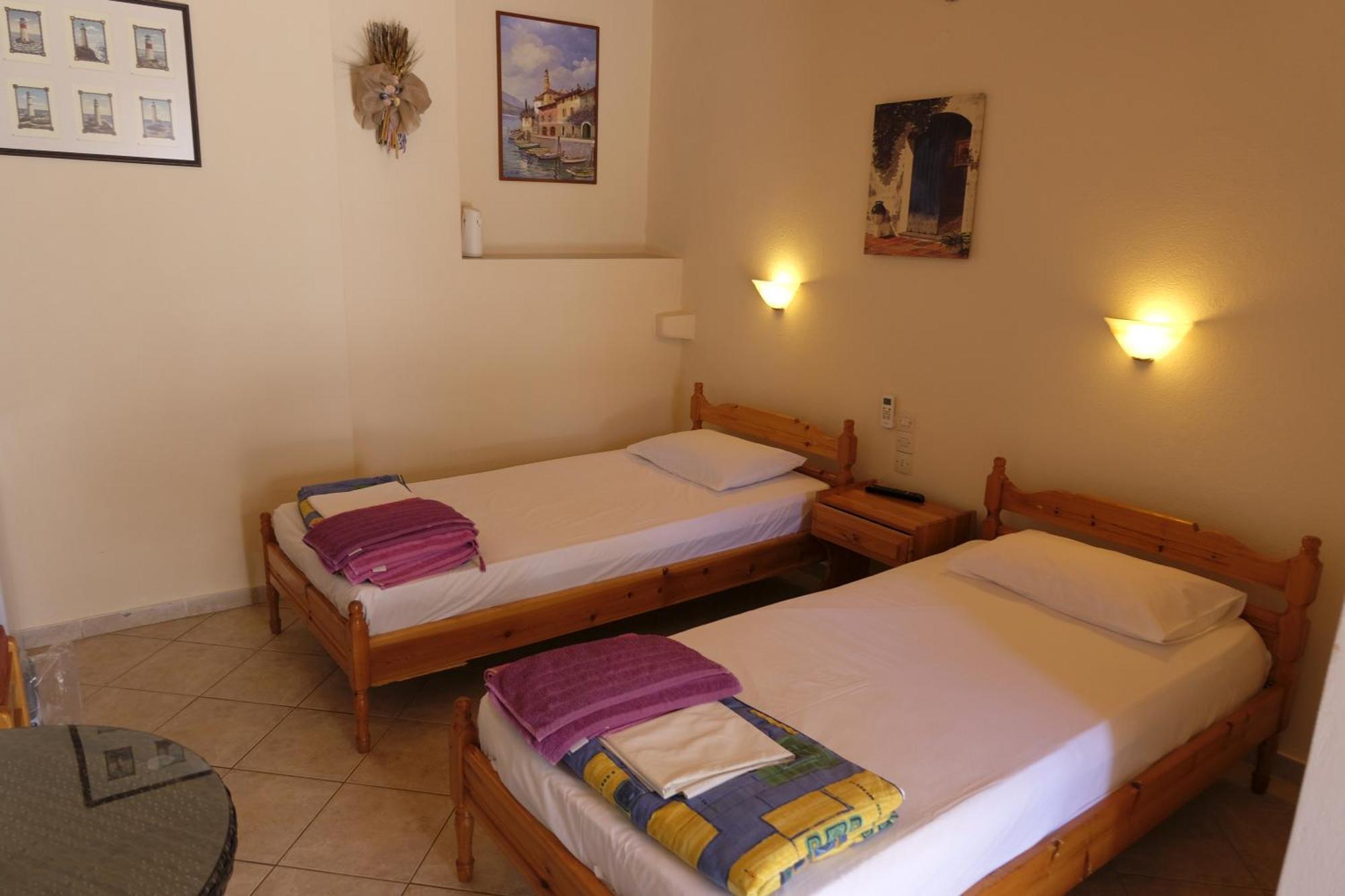 Taxiarchis Apartments Skiathos Town Phòng bức ảnh